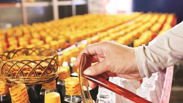 Quy trình đóng chai nước mắm Phú Quốc