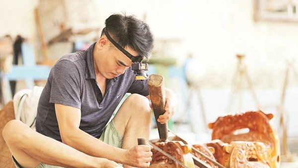 Công đoạn khoét rỗng mõ là quan trọng nhất