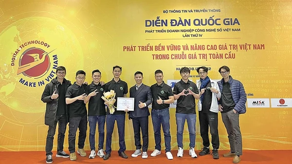 Dự án bảo vệ người dùng mạng Internet mang tên Chống lừa đảo do Ngô Minh Hiếu (Hiếu PC) là thành viên sáng lập đoạt giải thưởng Make in Việt Nam năm 2022.