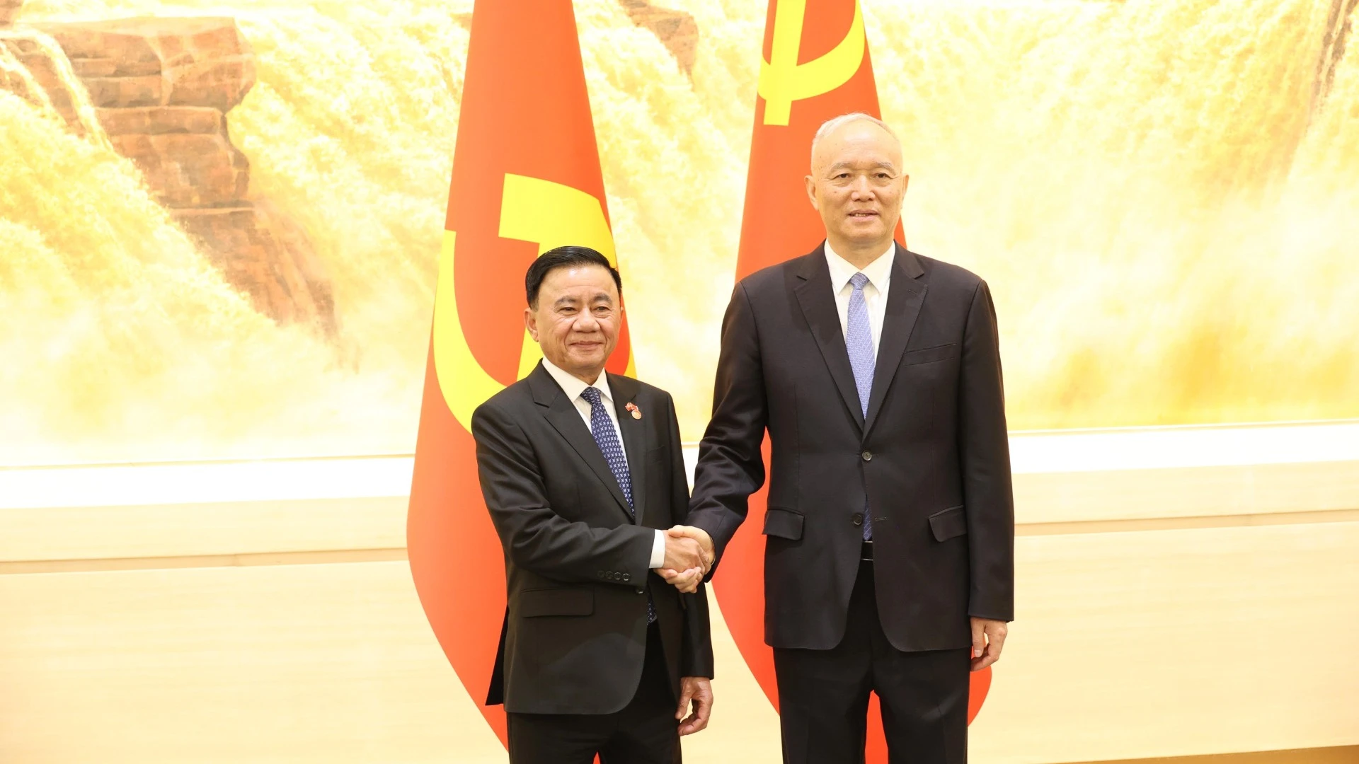 Việt Nam - Trung Quốc Thúc Đẩy Quan Hệ Đảng và Hợp Tác Chiến Lược Trong Giai Đoạn Mới