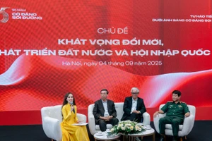 Các diễn giả tham dự tọa đàm.