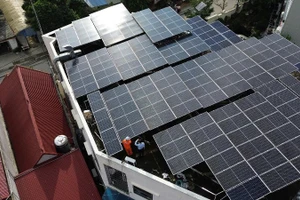 Hệ thống điện mặt trời áp mái được lắp đặt tại Lạng Sơn. (Ảnh: LÊ CHI)