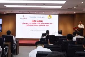 Toàn cảnh hội nghị.