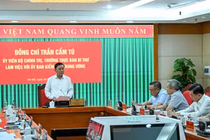 Thường trực Ban Bí thư Trần Cẩm Tú chủ trì buổi làm việc với Ủy ban Kiểm tra Trung ương. (Ảnh: DUY LINH)