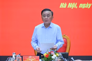Thường trực Ban Bí thư Trần Cẩm Tú đã ký ban hành Kết luận số 52 – KL/TW ngày 20/6/2026 của Bộ Chính trị về chủ trương thành lập thành phố Bắc Ninh trực thuộc Trung ương. (Ảnh: DUY LINH)
