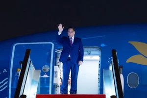 Thủ tướng Phạm Minh Chính đến Thiên Tân, bắt đầu chuyến tham dự Hội nghị Thượng đỉnh Tổ chức Hợp tác Thượng Hải (SCO) 2025. (Ảnh: Dương Giang/TTXVN)