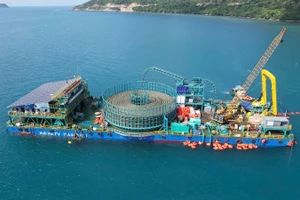 Đóng điện thành công dự án cấp điện từ lưới quốc gia ra Côn Đảo. (Ảnh: EVN)