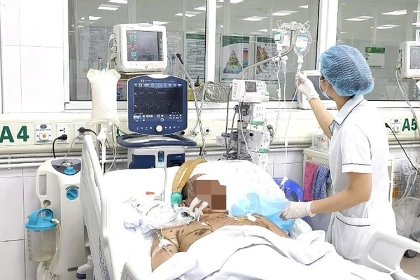 Bệnh nhân diễn biến nhanh do mắc thủy đậu. 