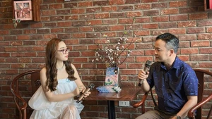 Nhà văn trẻ Thu Hằng và Tiến sĩ Đỗ Anh Vũ