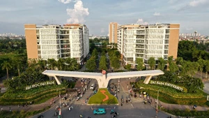 Toàn cảnh trường Đại học Đại Nam – điểm đến của hơn 45.000 sinh viên.