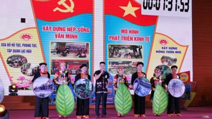 Một tiết mục trong Hội thi Dân vận khéo với chủ đề “Tuyên truyền xóa bỏ các hủ tục, phong tục, tập quán lạc hậu xây dựng nếp sống văn minh trong nhân dân các dân tộc tỉnh Lai Châu”.