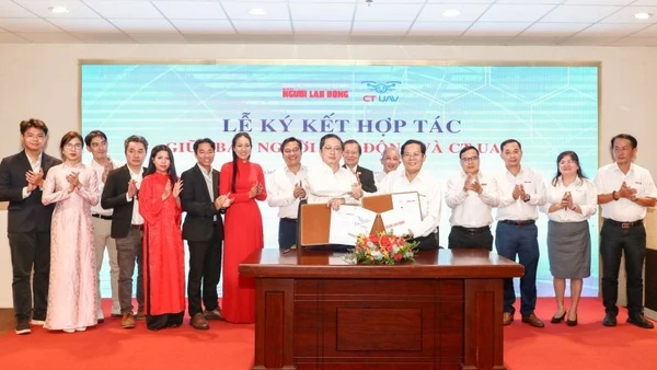 Lễ ký kết hợp tác giữa CT UAV và Báo Người Lao Động.