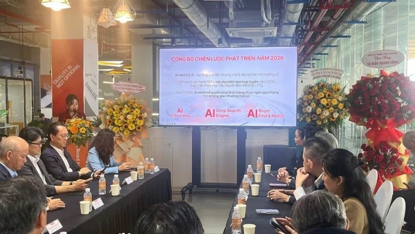 Đại diện Arobid công bố kế hoạch vận hành 120 hội chợ, triển lãm trực tuyến trong năm 2026.