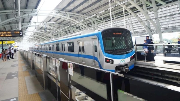 Dự án Metro số 1 Bến Thành - Suối Tiên tại Thành phố Hồ Chí Minh được thực hiện từ nguồn vốn ODA của Nhật Bản. (Ảnh THẾ ANH)