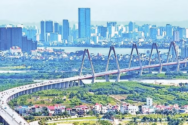 Cầu Nhật Tân, Hà Nội. (Ảnh QUANG THÁI)