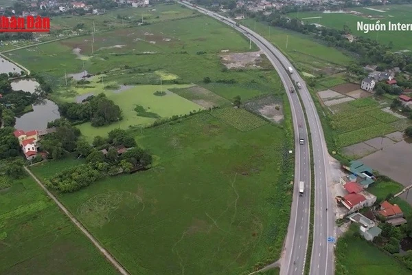 [Video] Hoàn thành 9.000 km cao tốc vào năm 2045