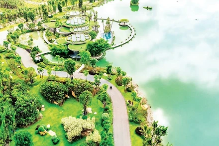 Toàn cảnh Dự án Khu đô thị sinh thái, thương mại và du lịch (Eco Retreat) tại xã Bến Lức quy mô hơn 220 ha, tổng vốn đầu tư gần 17.000 tỷ đồng.