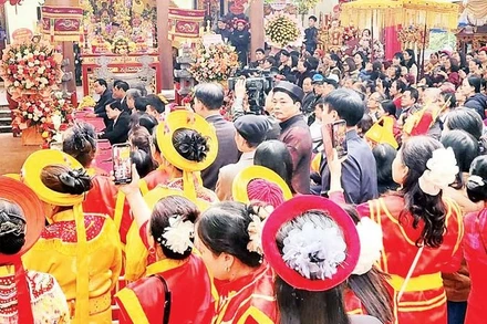 Khai mạc Lễ hội đền Kim Đằng, phường Sơn Nam, tỉnh Hưng Yên.