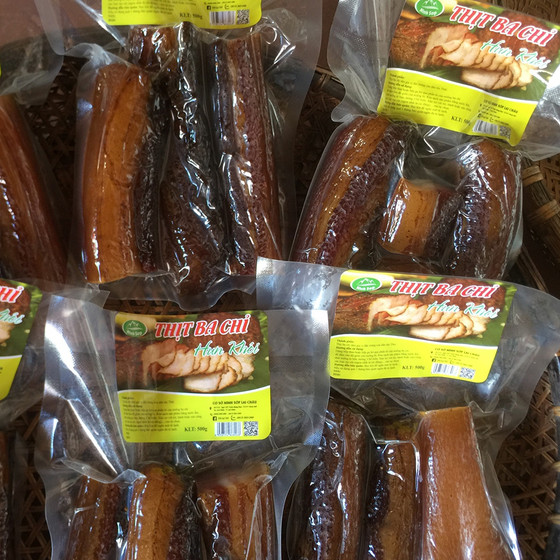Thịt ba chỉ hun khói Ninh Sớp Lai Châu
