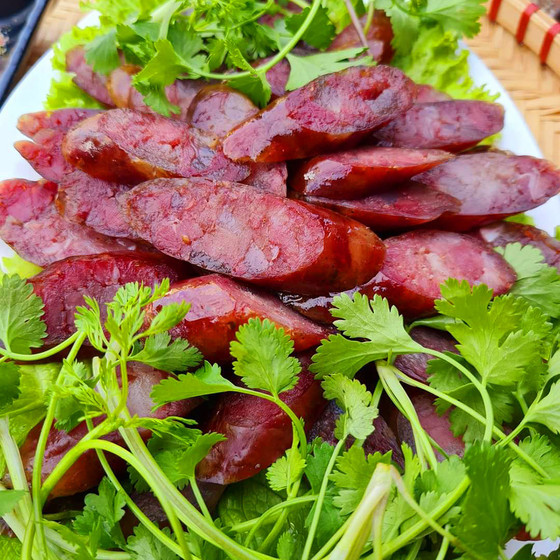 Lạp sườn hun khói Ninh Sớp Lai Châu