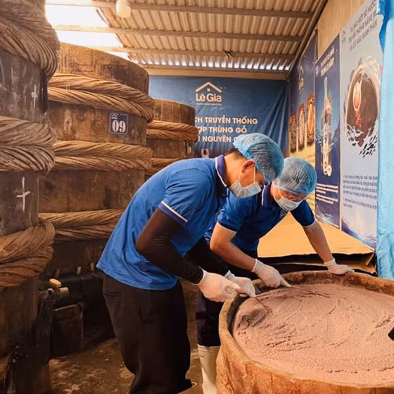 Mắm tôm ngon Lê Gia 