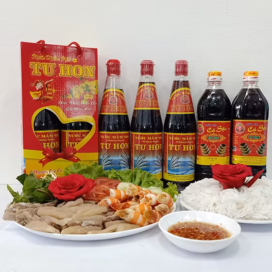 Nước mắm cá cơm thượng hạng Tư Hon