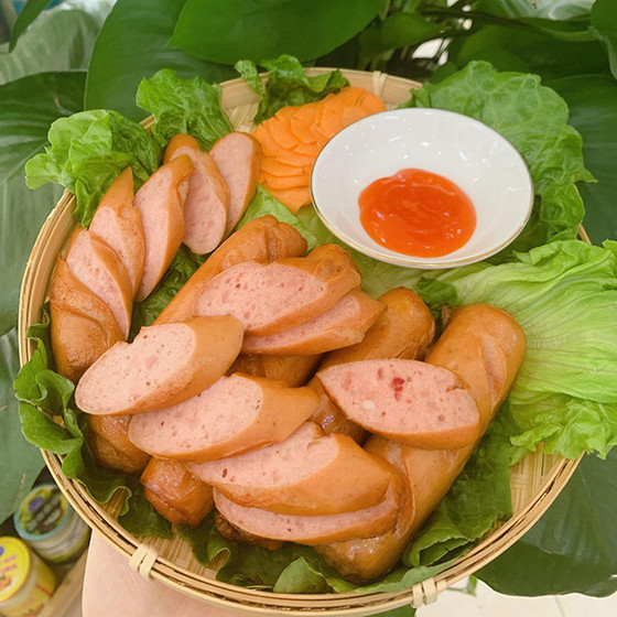 Xúc xích thịt lợn Sáng Nhung