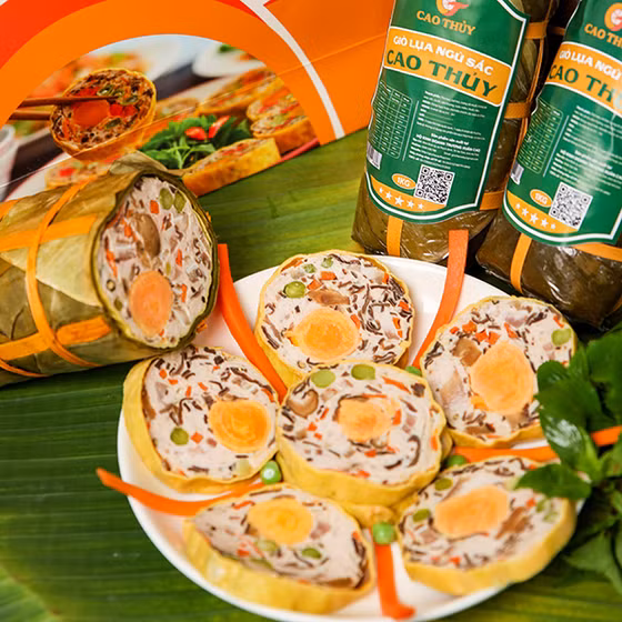 Giò lụa ngũ sắc Cao Thủy