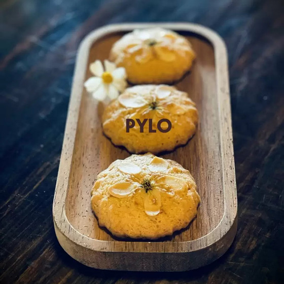 Bánh sâm hạnh nhân PyLo