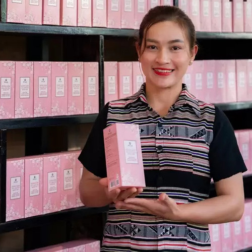 Bánh sâm hạnh nhân PyLo