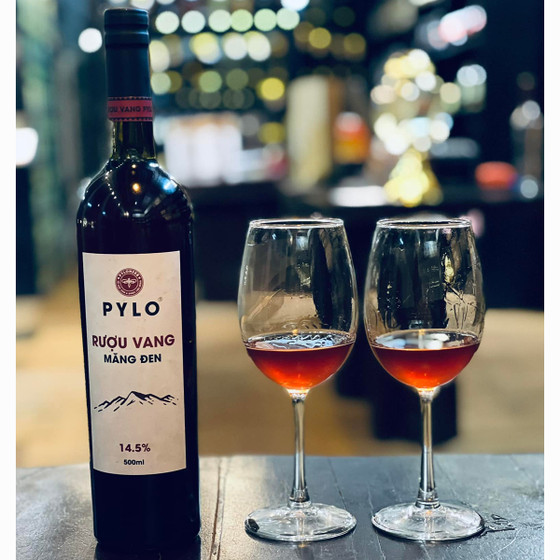Rượu vang mâm xôi Măng Đen PyLo