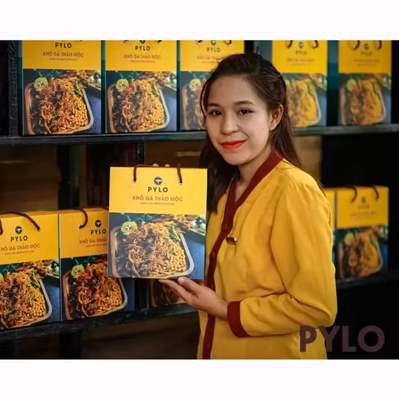Khô gà thảo mộc PyLo 