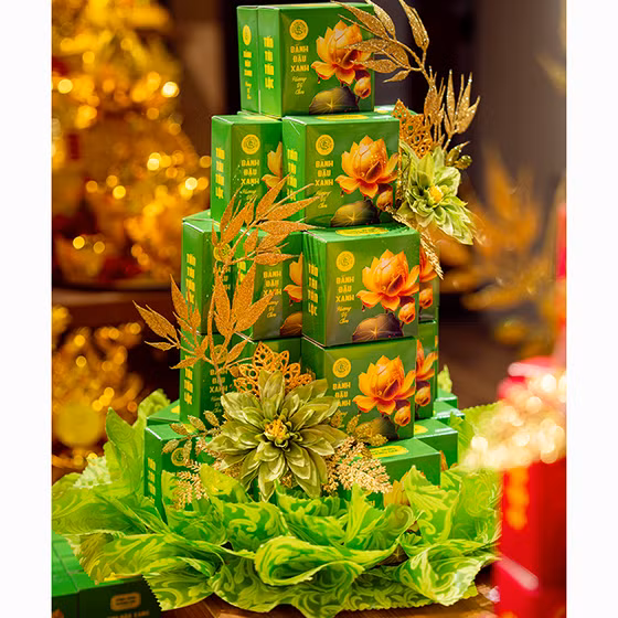 Bánh đậu xanh hương vị cốm Rồng Vàng Hoàng Gia