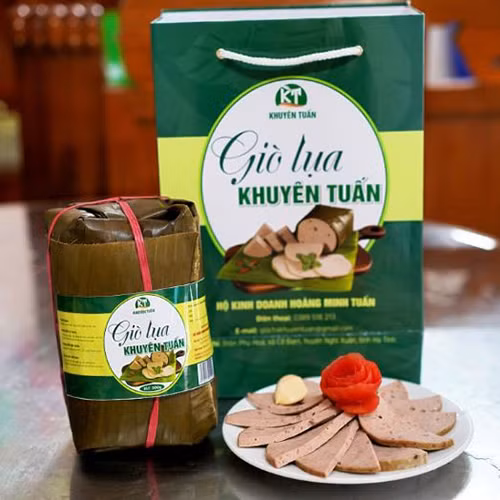 Giò Khuyên Tuấn