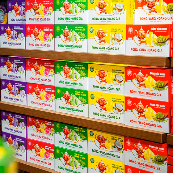 Bánh đậu xanh hương vị cốm Rồng Vàng Hoàng Gia