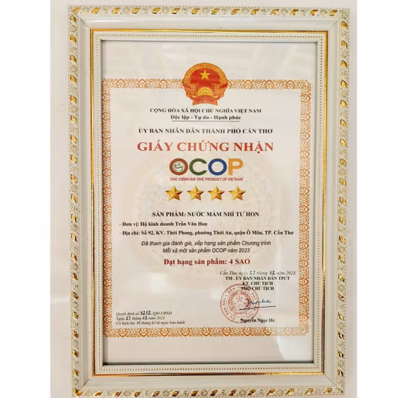 Nước mắm nhỉ Tư Hon