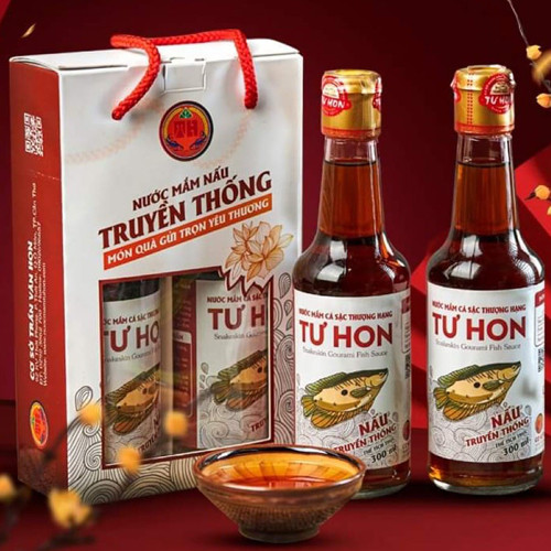 Nước mắm cá cơm thượng hạng Tư Hon