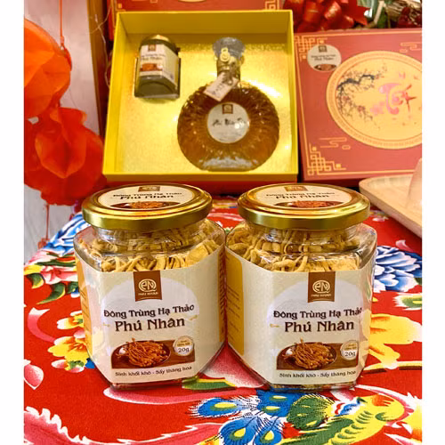 Đông trùng hạ thảo Phú Nhân