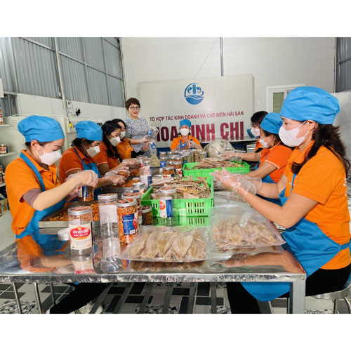 Tôm nõn Hoa Linh Chi