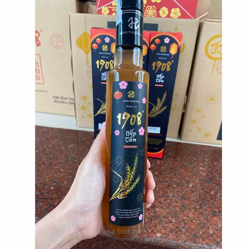 Rượu vắt nếp cẩm 1908 