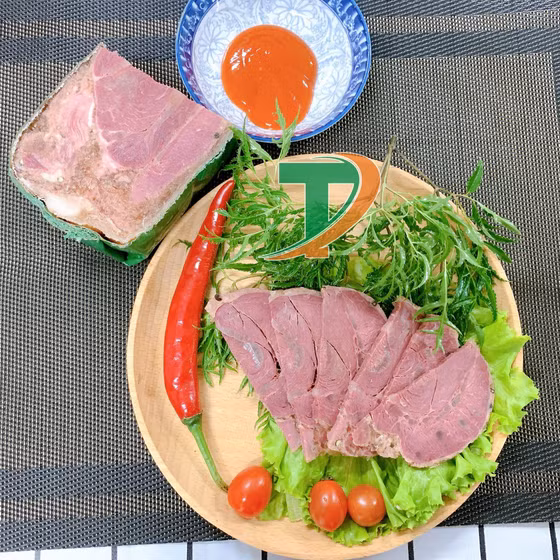 Giò bê Tứ Phương