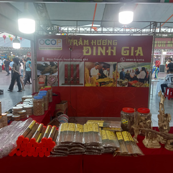 Hương trầm cao cấp Đinh Gia