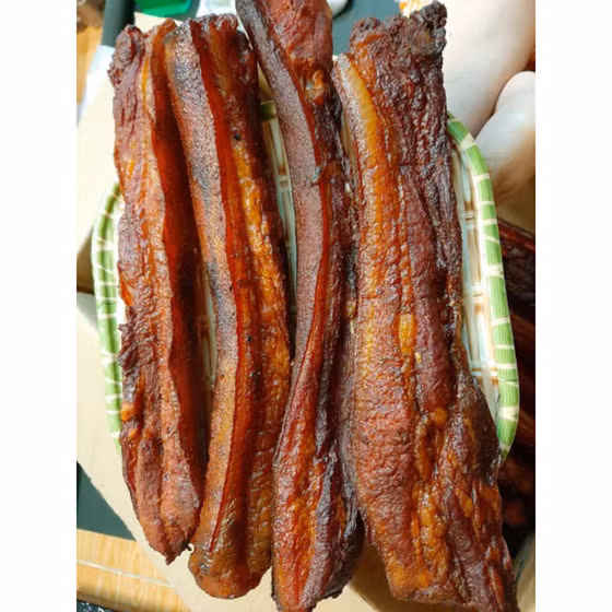 Thịt lợn đen sấy khô Tâm Hương
