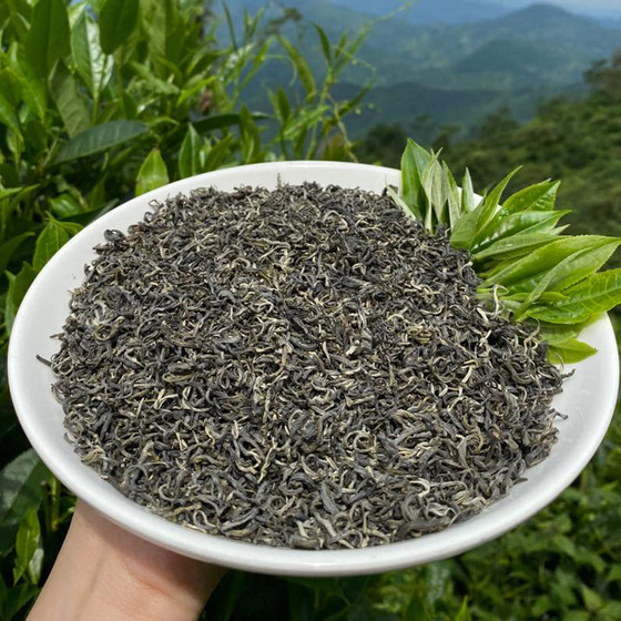 Chè Shan tuyết Hồng Thái 1 tôm 2 lá 