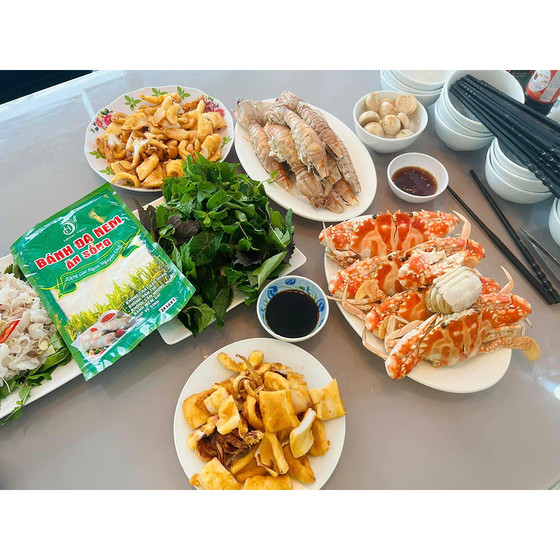 Bánh đa nem ăn sống Hạnh Tính