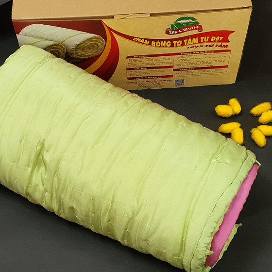 Chăn bông tơ tằm tự dệt