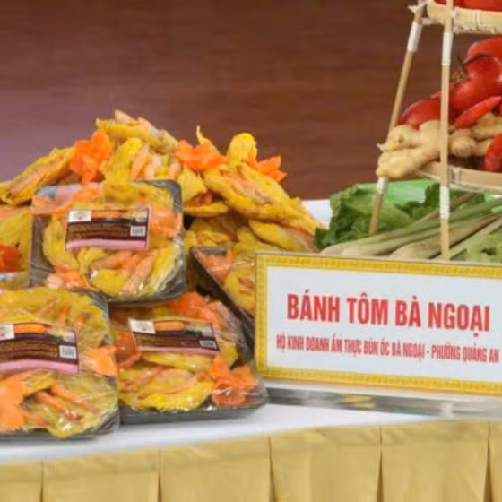 Bánh tôm Bà Ngoại