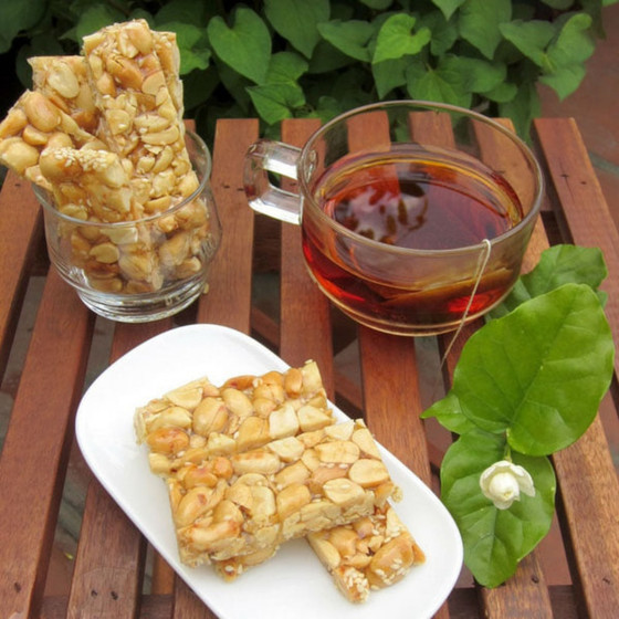 Kẹo lạc Trường Thuận