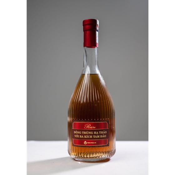 Rượu đông trùng hạ thảo với ba kích Tam Đảo
