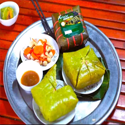 Bánh chưng xanh Hoàng Gia